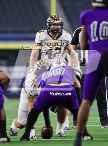 Thumbnail 1 in Stephenville vs. LBJ Austin (UIL Football 4A D1 Finals) photogallery.