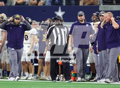 Thumbnail 1 in Stephenville vs. LBJ Austin (UIL Football 4A D1 Finals) photogallery.