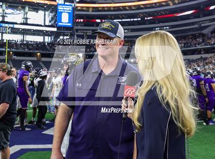 Thumbnail 3 in Stephenville vs. LBJ Austin (UIL Football 4A D1 Finals) photogallery.