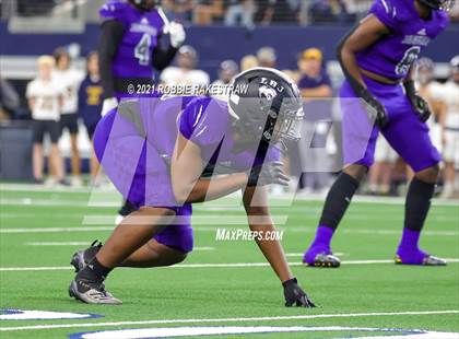 Thumbnail 1 in Stephenville vs. LBJ Austin (UIL Football 4A D1 Finals) photogallery.