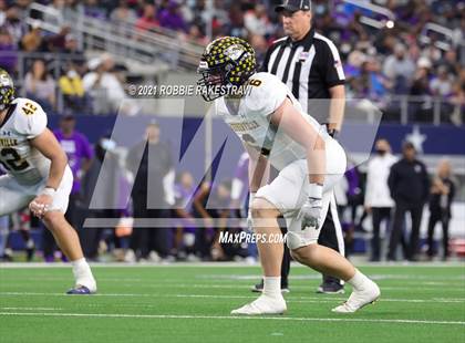 Thumbnail 3 in Stephenville vs. LBJ Austin (UIL Football 4A D1 Finals) photogallery.