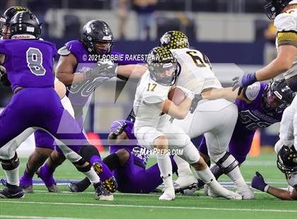 Thumbnail 3 in Stephenville vs. LBJ Austin (UIL Football 4A D1 Finals) photogallery.