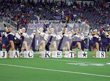 Thumbnail 3 in Stephenville vs. LBJ Austin (UIL Football 4A D1 Finals) photogallery.