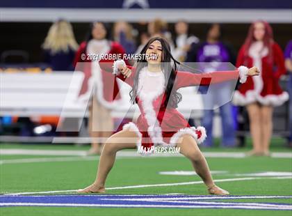 Thumbnail 3 in Stephenville vs. LBJ Austin (UIL Football 4A D1 Finals) photogallery.