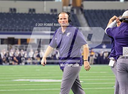 Thumbnail 1 in Stephenville vs. LBJ Austin (UIL Football 4A D1 Finals) photogallery.