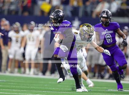 Thumbnail 3 in Stephenville vs. LBJ Austin (UIL Football 4A D1 Finals) photogallery.