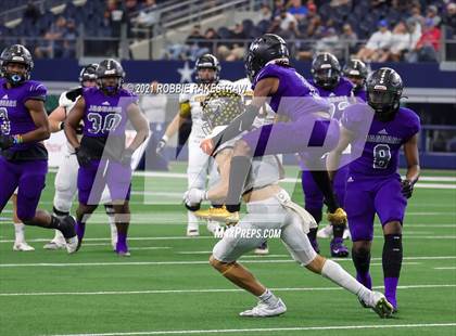 Thumbnail 3 in Stephenville vs. LBJ Austin (UIL Football 4A D1 Finals) photogallery.