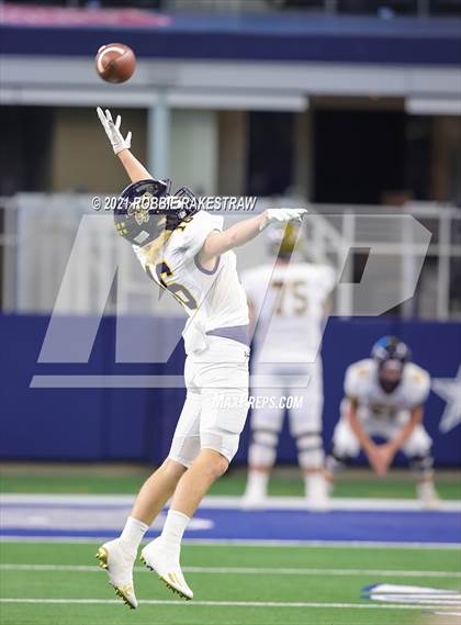 Thumbnail 3 in Stephenville vs. LBJ Austin (UIL Football 4A D1 Finals) photogallery.