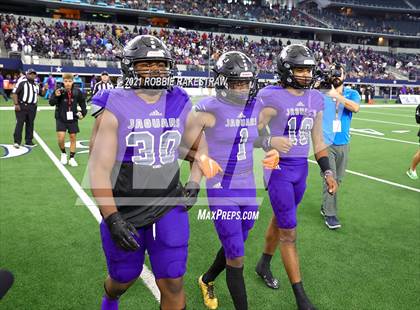 Thumbnail 1 in Stephenville vs. LBJ Austin (UIL Football 4A D1 Finals) photogallery.