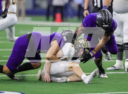 Thumbnail 2 in Stephenville vs. LBJ Austin (UIL Football 4A D1 Finals) photogallery.