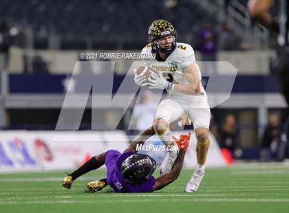 Thumbnail 2 in Stephenville vs. LBJ Austin (UIL Football 4A D1 Finals) photogallery.