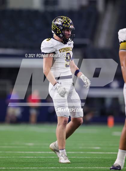 Thumbnail 3 in Stephenville vs. LBJ Austin (UIL Football 4A D1 Finals) photogallery.