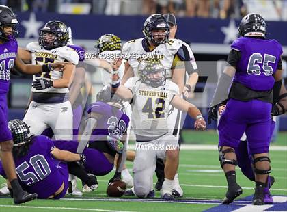 Thumbnail 3 in Stephenville vs. LBJ Austin (UIL Football 4A D1 Finals) photogallery.