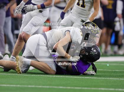 Thumbnail 3 in Stephenville vs. LBJ Austin (UIL Football 4A D1 Finals) photogallery.