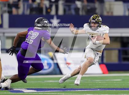 Thumbnail 1 in Stephenville vs. LBJ Austin (UIL Football 4A D1 Finals) photogallery.