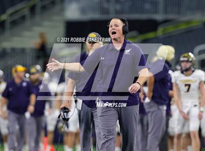 Thumbnail 3 in Stephenville vs. LBJ Austin (UIL Football 4A D1 Finals) photogallery.
