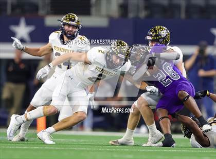 Thumbnail 2 in Stephenville vs. LBJ Austin (UIL Football 4A D1 Finals) photogallery.