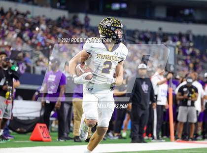 Thumbnail 2 in Stephenville vs. LBJ Austin (UIL Football 4A D1 Finals) photogallery.