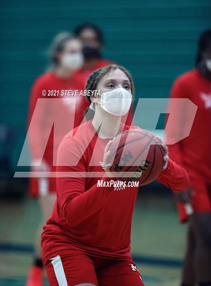 Thumbnail 2 in Regis Jesuit @ ThunderRidge photogallery.