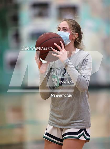 Thumbnail 2 in Regis Jesuit @ ThunderRidge photogallery.