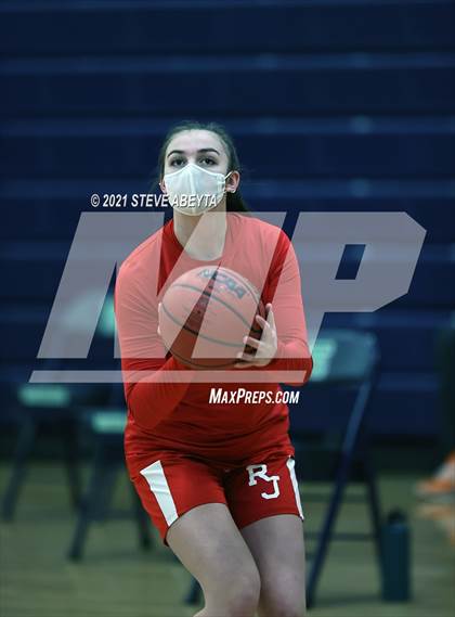 Thumbnail 2 in Regis Jesuit @ ThunderRidge photogallery.