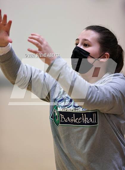 Thumbnail 3 in Regis Jesuit @ ThunderRidge photogallery.