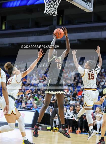 Thumbnail 3 in Summer Creek vs. South Grand Prairie (UIL 6A State Semifinal) photogallery.