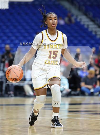 Thumbnail 2 in Summer Creek vs. South Grand Prairie (UIL 6A State Semifinal) photogallery.
