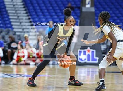 Thumbnail 2 in Summer Creek vs. South Grand Prairie (UIL 6A State Semifinal) photogallery.