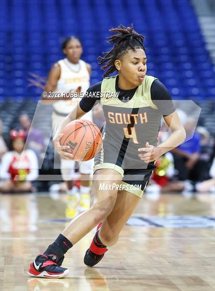 Thumbnail 1 in Summer Creek vs. South Grand Prairie (UIL 6A State Semifinal) photogallery.
