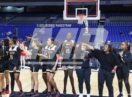 Thumbnail 1 in Summer Creek vs. South Grand Prairie (UIL 6A State Semifinal) photogallery.