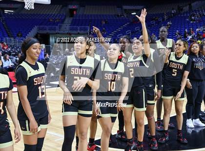 Thumbnail 3 in Summer Creek vs. South Grand Prairie (UIL 6A State Semifinal) photogallery.