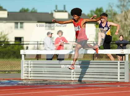 Thumbnail 2 in NYSPHSAA Section 3 State Qualifier photogallery.