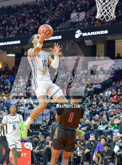 Thumbnail 3 in Sierra Canyon vs. Camden photogallery.