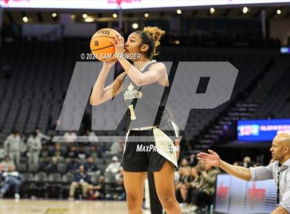 Thumbnail 1 in Bishop Montgomery @ Bishop O'Dowd (CIF State Division 1 Final) photogallery.