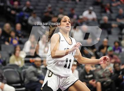 Thumbnail 2 in Bishop Montgomery @ Bishop O'Dowd (CIF State Division 1 Final) photogallery.