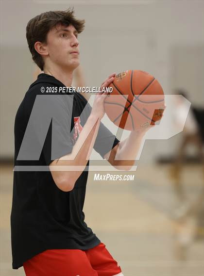 Thumbnail 2 in Amesbury @ Pentucket Regional photogallery.
