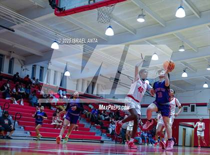 Thumbnail 3 in Southern Nash @ Seventy-First (NCHSAA 3A 1st Round) photogallery.