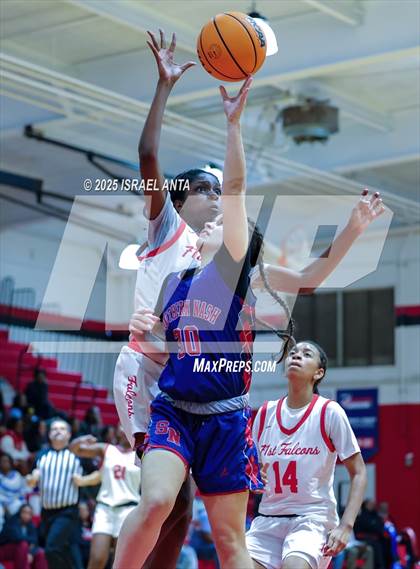 Thumbnail 3 in Southern Nash @ Seventy-First (NCHSAA 3A 1st Round) photogallery.