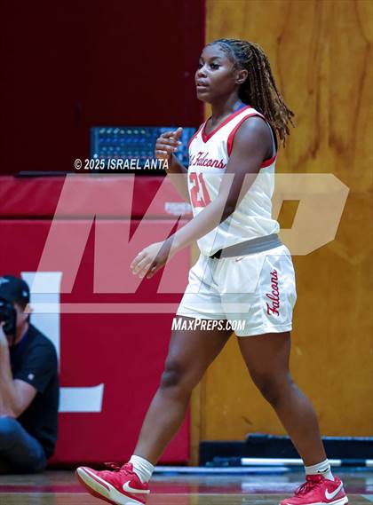 Thumbnail 1 in Southern Nash @ Seventy-First (NCHSAA 3A 1st Round) photogallery.