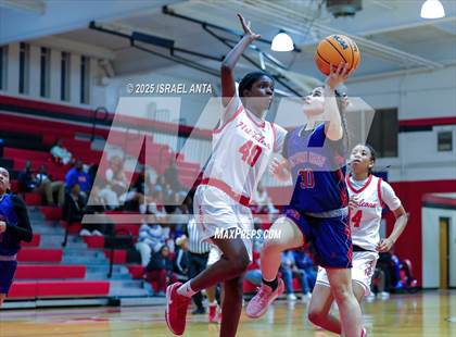 Thumbnail 3 in Southern Nash @ Seventy-First (NCHSAA 3A 1st Round) photogallery.