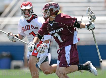 Thumbnail 2 in Garden City vs Miller Place (NYSPHSAA Class B Regional Final) photogallery.