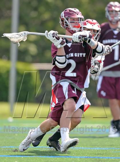 Thumbnail 3 in Garden City vs Miller Place (NYSPHSAA Class B Regional Final) photogallery.