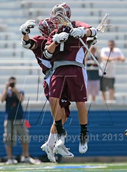 Thumbnail 2 in Garden City vs Miller Place (NYSPHSAA Class B Regional Final) photogallery.