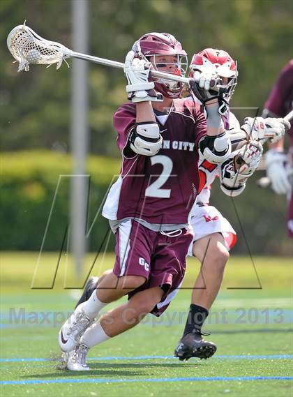 Thumbnail 2 in Garden City vs Miller Place (NYSPHSAA Class B Regional Final) photogallery.