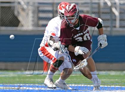 Thumbnail 2 in Garden City vs Miller Place (NYSPHSAA Class B Regional Final) photogallery.