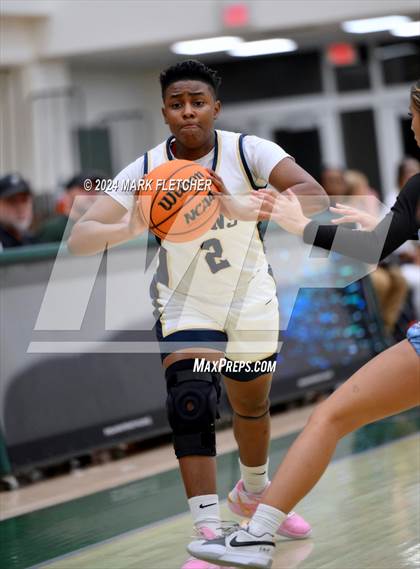 Thumbnail 2 in Seabreeze vs Calvary Christian Academy (Flagler-Palm Coast Bulldog Tipoff) photogallery.
