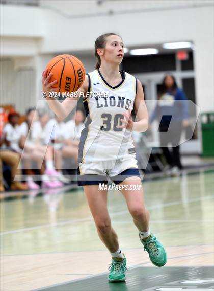 Thumbnail 3 in Seabreeze vs Calvary Christian Academy (Flagler-Palm Coast Bulldog Tipoff) photogallery.