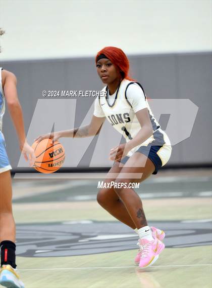 Thumbnail 3 in Seabreeze vs Calvary Christian Academy (Flagler-Palm Coast Bulldog Tipoff) photogallery.
