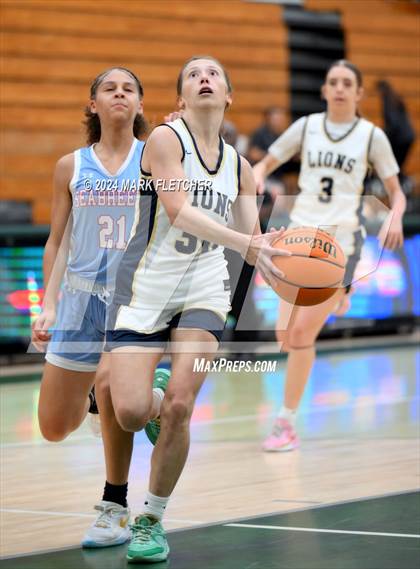 Thumbnail 1 in Seabreeze vs Calvary Christian Academy (Flagler-Palm Coast Bulldog Tipoff) photogallery.
